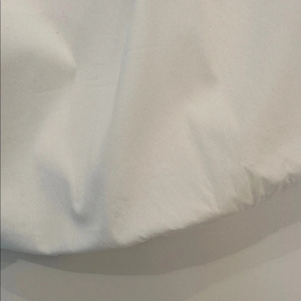 New Elie Tahari White A-Line Skirt. Size 4.